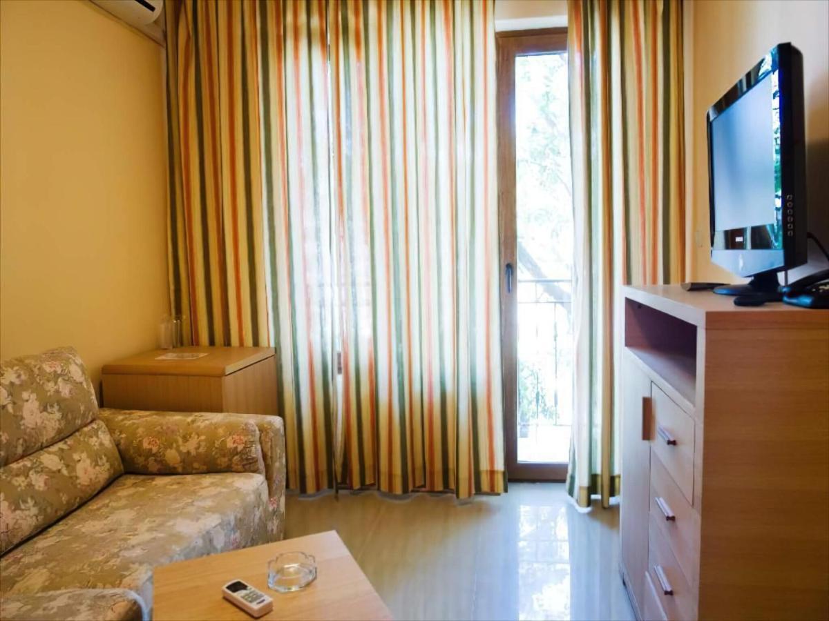 Oasis Park Hotel - New Managment Nesebar Exterior foto